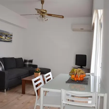 Surf & Sun Holiday Apartamento Limassol
