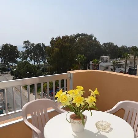 Surf & Sun Holiday Apartamento Limassol