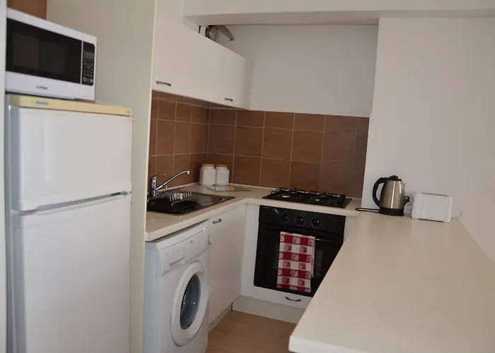 Surf & Sun Holiday Apartamento Limassol