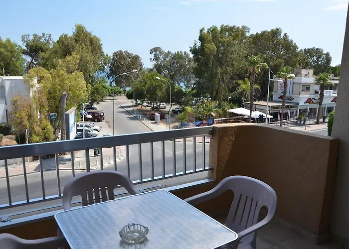 Surf & Sun Holiday * Limassol